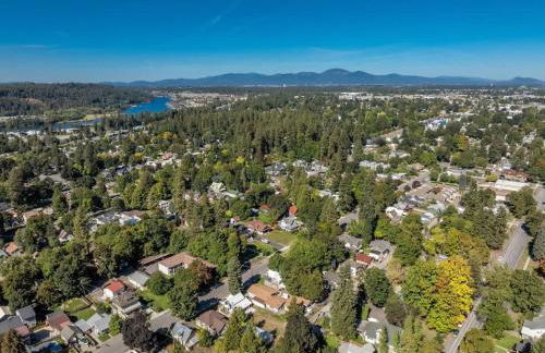 Flying Colors Cottage Walk to Downtown - Foto 32