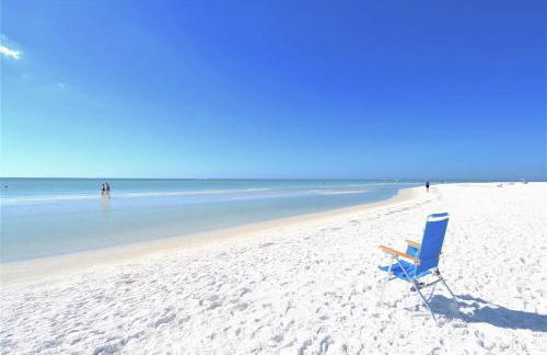 Private Patio, Walk to All, 2min- Siesta Keys Best Beach, 1min- Dining & Entertainment of Village! - Foto 18