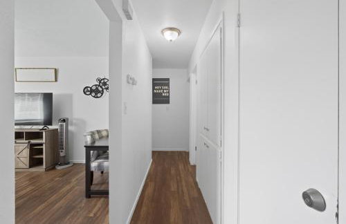 The Cozy Rustic Sequoia Wi-Fi & 2 Garage - Foto 11