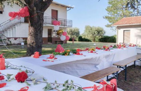 Awesome Home In Cingoli With Wifi - Foto 1