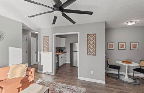 The Luxe/Hot Tub/Putt Putt/10 Miles Shaker Village - Foto 27