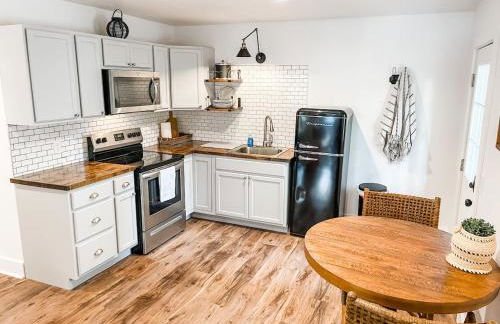 New Studio Apt w KING Bed 1mi to Columbias Sq - Foto 3