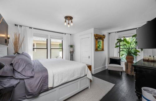 NEW! Updated South Hill Craftsman Sleeps 12! - Foto 37