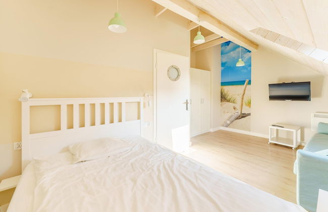 Holiday Home, Private Sauna, Close to the Beach - Photo 8