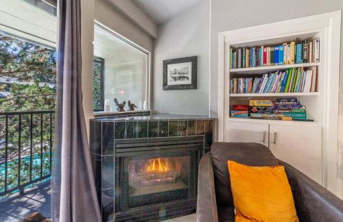 Guest Favorite Spacious Remodeled 2 Bdrm 2 Ba Mountain Views - Photo 9