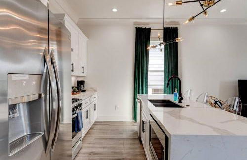 NOLA Modern Home Views of Superdome Jazz Fest - Foto 9