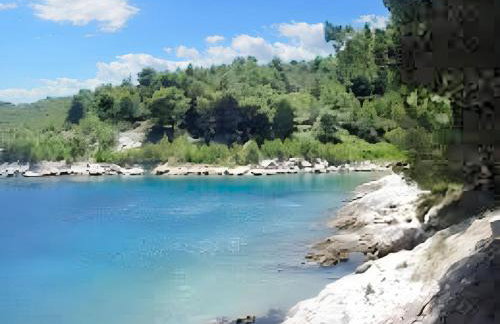 Spacious Apartment in Zlarin + terrace - Photo 13