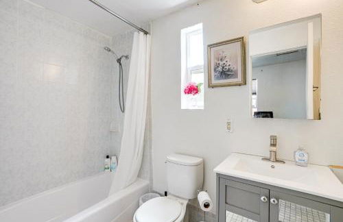 5 Mi to Dtwn Oakland Studio with Shared Patio - Foto 16