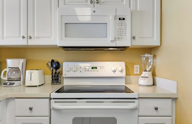 Majestic 1-1306! Gulf front 1bedroom, Pool,Hot Tubs,Tennis - Photo 33