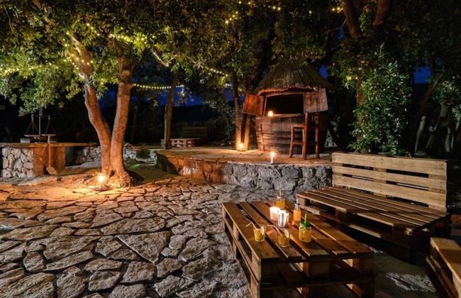 Vintage Winehouse Backov - Foto 36