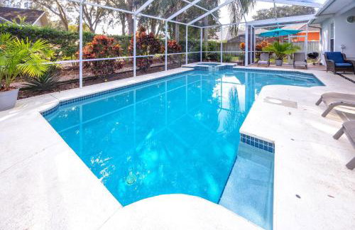 Palm Harbor Paradise - Spacious Home In Quiet Neighborhood with Heated Pool, Billiard Room, Hot Tub - Foto 33