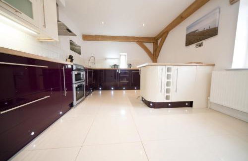 The Old Barn, Newclose Farm - Photo 5