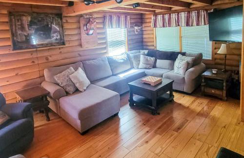 Private Dock and Game Room! Lake Hartwell Retreat - Foto 7