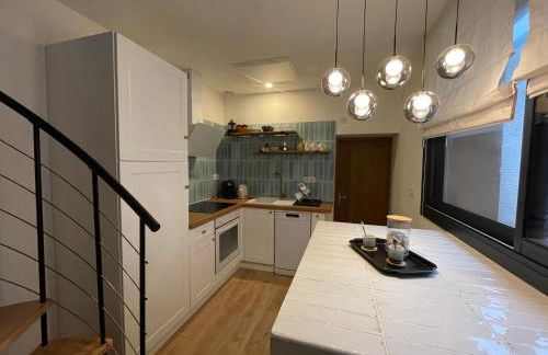 Duplex en rez-de-chaussée avec cour intérieure privée, proche de la mer, WIFI - Foto 5