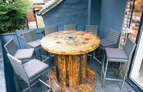 4 bedroom - Sleep 9 home in Cheadle Staffordshire - Alton towers Polar Express Dimmingsdale Peak District Trentham Gardens Water World - Foto 4