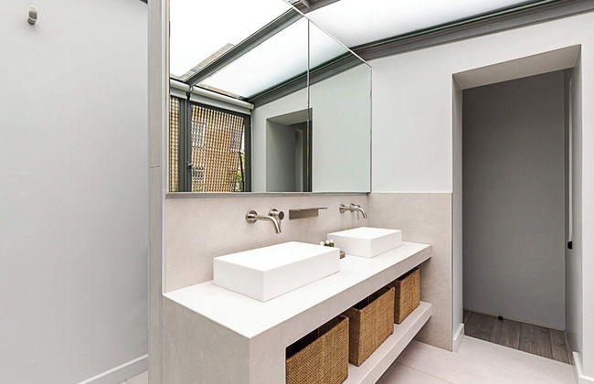 Renovated Historic Home & Garden in City Enclave - Foto 16