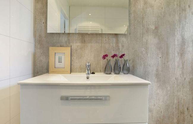 Wellness Forest Retreat - Photo 9