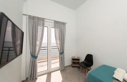 Loggos Apartments - Photo 6