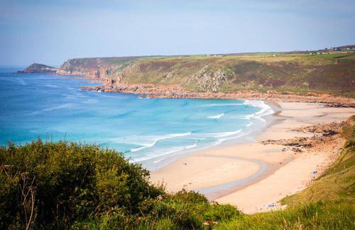 Sheldrake Beach Villa Sea-views Large Garden - Photo 9