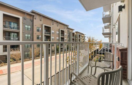 Lodgeur Denton - next to Rayzor Ranch, hospitals, close to UNT - Foto 23