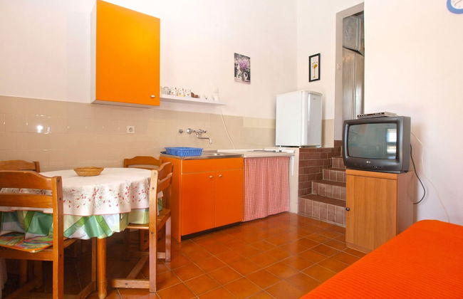 Apartment 1669 - Photo 23