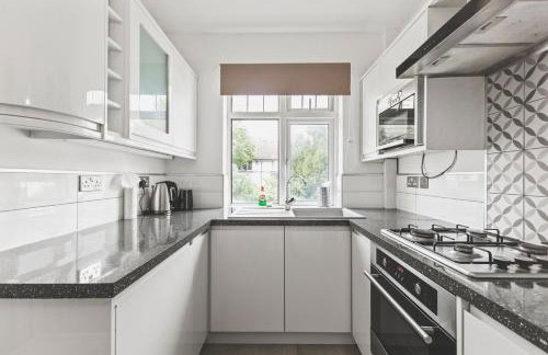 Bright 2bed flat near station - COU A - Foto 13