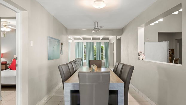 Large Villa-pool-6 Room-sleeps 14-nearby Marriott - Foto 3, Habitación