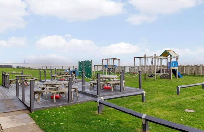 Villa - Sleeps 6 - Pets Ok - Pool - Parking - Foto 9