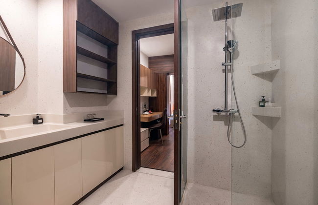 MoonLight Tay Ho - Photo 15