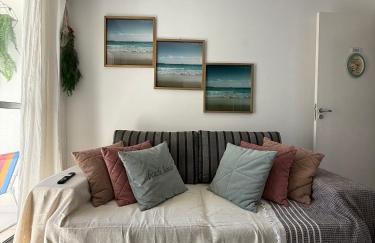 Ajuflat- Seu lar perto da Praia e da Orla de Atalaia com Ar condicionado e piscina - Foto 14