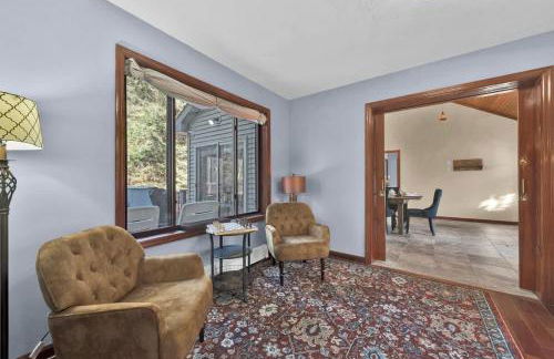 Big Bass Hideaway with Hot Tub - Foto 36