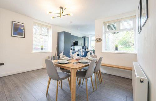 High Peak 5-Star Haven Gardens, Parking & WiFi - Foto 5