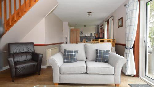 Larch Cottage - Photo 3