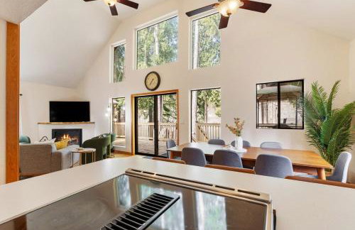 Riverfront w Cedar Hottub, Sauna, Movie Theatre - Foto 7