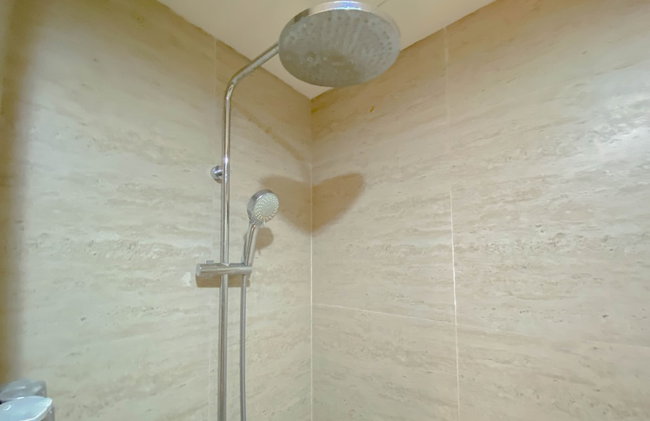 Good And Homey 1Br At Gold Coast Apartment - Foto 17