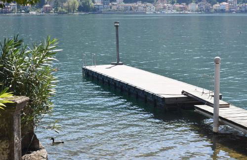 Beautiful apartment on the lake, pool & parking - Nr 123 - Photo 41