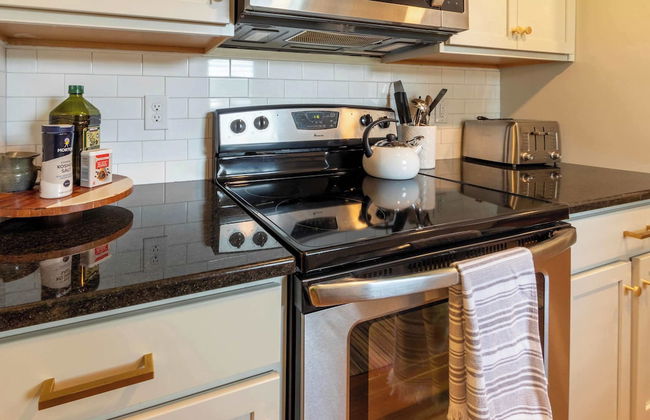 4 BR Sleeps 10 Near UGA & Downtown - Foto 12