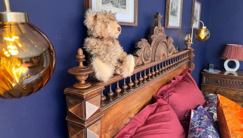 Williams Cottage A High end little home with antique style - Photo 3