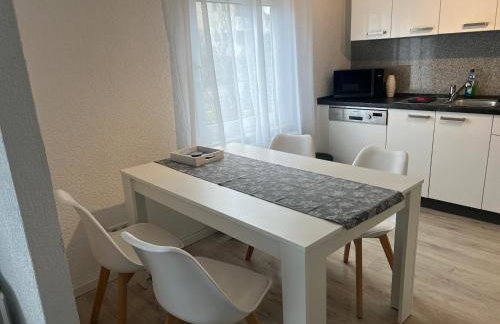 Moderne helle 2,5 Zimmer Wohnung mit großem Bad und Küche in Trossingen - Foto 12