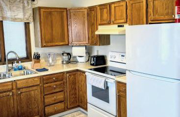 Spacious Downtown 2-bdrm Apartment - Photo 25