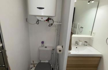 Charmant appartement moderne avec place de parking privative - Foto 40