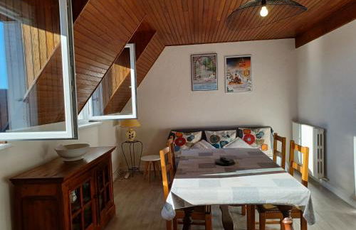 2 hébergements différents 1 gîte avec deux chambres et 1 chambre d'hôtes avec salon privé - Foto 13