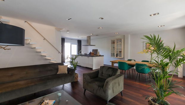 Beautiful Well Equipped Apartment Near the Beach - Foto 2, Sala de estar