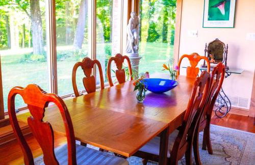 Romantic Mountain Vacation Rental with Breathtaking Views near Pittsburgh, Pennsylvania - Foto 2