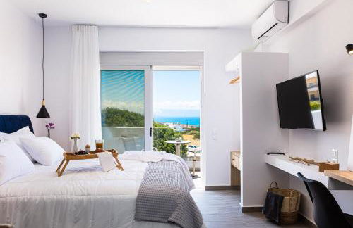 Evilio Suites, Inspired Family Retreat with Pool, Βy ThinkVilla - Foto 34