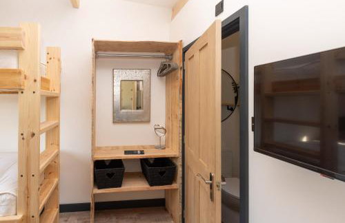 The Pig Arc - Foto 41