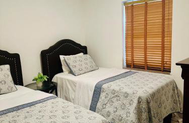 Love Story Pool House, free parking & BBQ - Foto 26