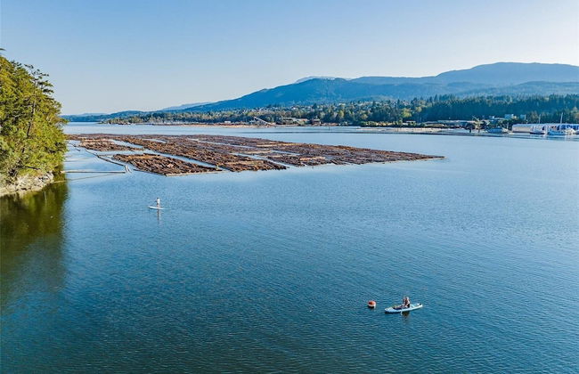 Suite at Trails End Beach House - Photo 28