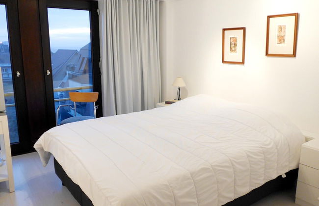 Modern Stay Near Shore - Photo 5