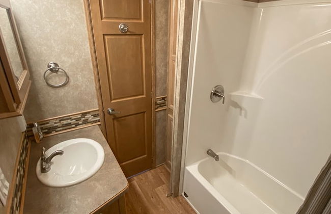 Falcon Cottages - Photo 36